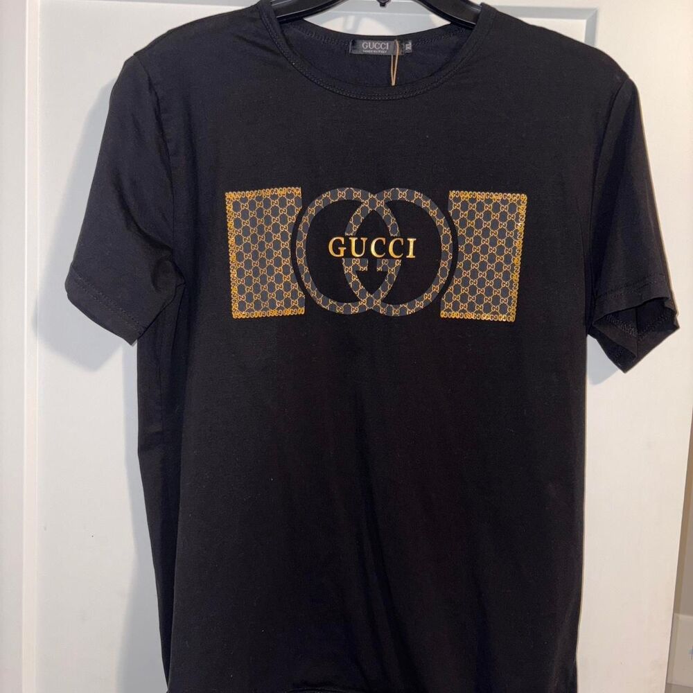 Gucci Men's Black T-shirt